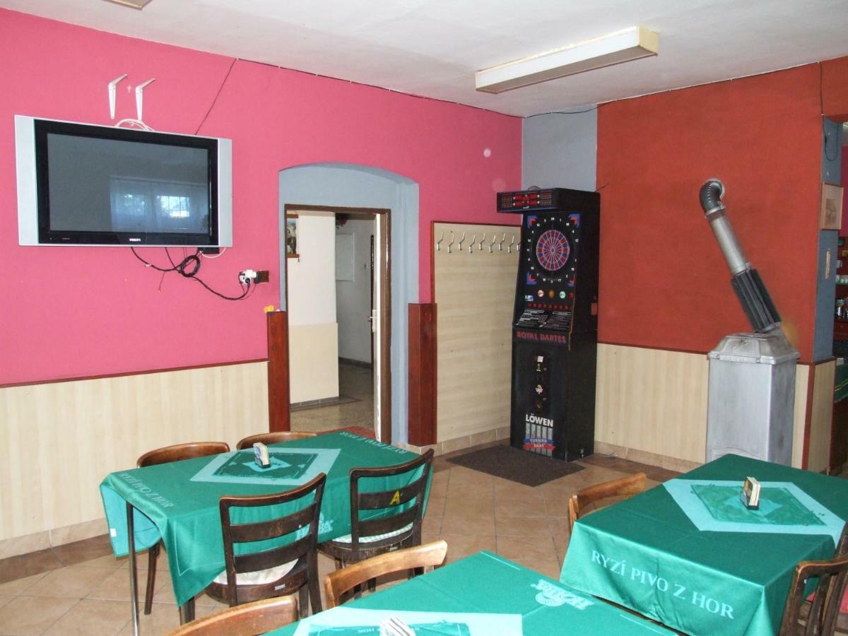 Hostinec Na Navsi Javornik  Exterior photo